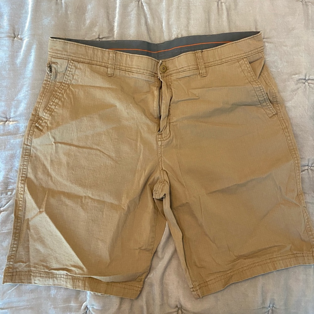 TWO PAIRS OF MEN’s SHORTS